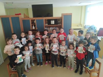Международен ден на прегръдката - ДГ 15 Чучулига - София, Свобода