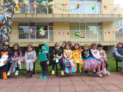 Ваканция здравей - Пъстър карнавал - ДГ 15 Чучулига - София, Свобода
