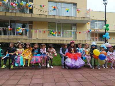 Ваканция здравей - Пъстър карнавал - ДГ 15 Чучулига - София, Свобода