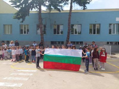 В памет на Христо Ботев - ДГ 15 Чучулига - София, Свобода