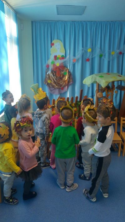 Есенен празник в детската градина - ДГ 15 Чучулига - София, Свобода