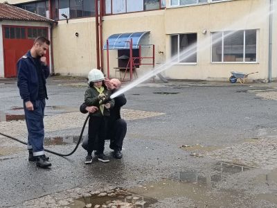 Малки пожарникари - ДГ 15 Чучулига - София, Свобода