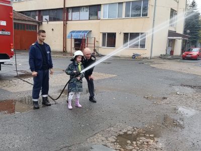 Малки пожарникари - ДГ 15 Чучулига - София, Свобода