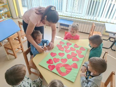 Световен ден на сърцето - 09.2024г., група "Детелина" - ДГ 15 Чучулига - София, Свобода