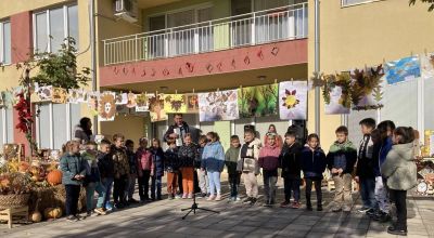 "Есенен празник на плодородието" - 24.10.2024г., гр. "Малина" и гр. "Бонбон" - ДГ 15 Чучулига - София, Свобода
